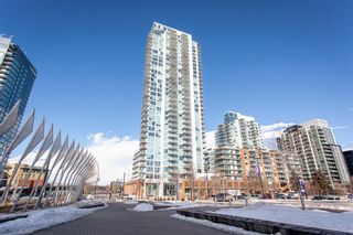 Photo 1: 2407 510 6 Avenue SE in Calgary: Downtown East Village Apartment for sale : MLS®# A2043534