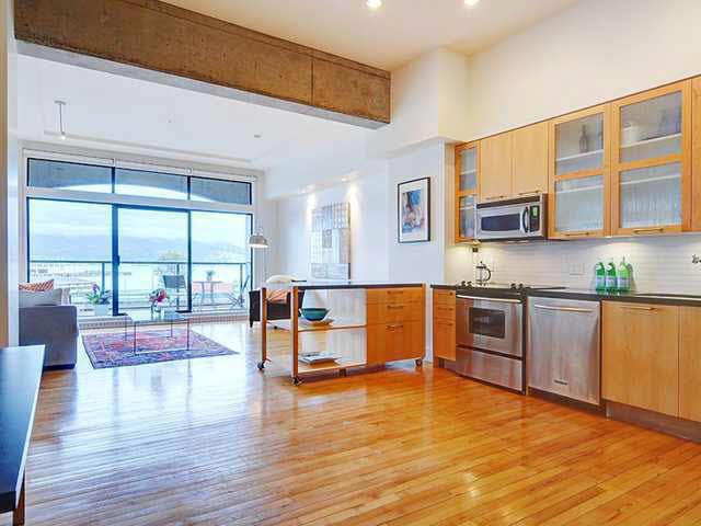 Main Photo: 345 Water Street in Vancouver: Downtown VW Condo for rent (Vancouver West) 