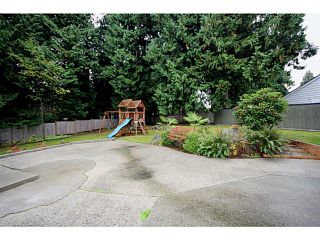 Photo 18: 978 WALALEE Drive in Tsawwassen: English Bluff House for sale in "THE VILLAGE" : MLS®# V1029460