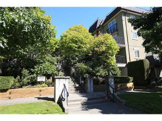 Photo 15: 25 1561 BOOTH Avenue in Coquitlam: Maillardville Townhouse for sale in "The Courcelles" : MLS®# V1026526