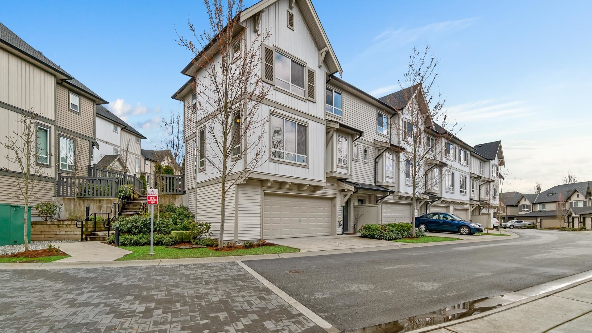 Main Photo: 70 30930 WESTRIDGE Place in Abbotsford: Abbotsford West Townhouse for sale in "Bristol Heights" : MLS®# R2766346