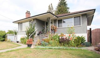 Photo 2: 6612 LINDEN Avenue in Burnaby: Highgate House for sale (Burnaby South)  : MLS®# R2815686