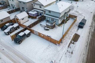 Photo 1: 105 Sunday Creek Way: Fort McMurray Detached for sale : MLS®# A2089058