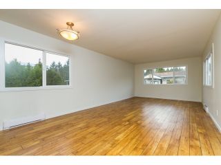 Photo 4: 35 201 CAYER Street in Coquitlam: Maillardville Manufactured Home for sale in "WILDWOOD PARK" : MLS®# R2042526