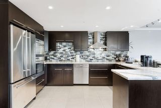 Main Photo: 1701 1050 BURRARD Street in Vancouver: Downtown VW Condo for sale in "Wall Centre" (Vancouver West)  : MLS®# R2855765