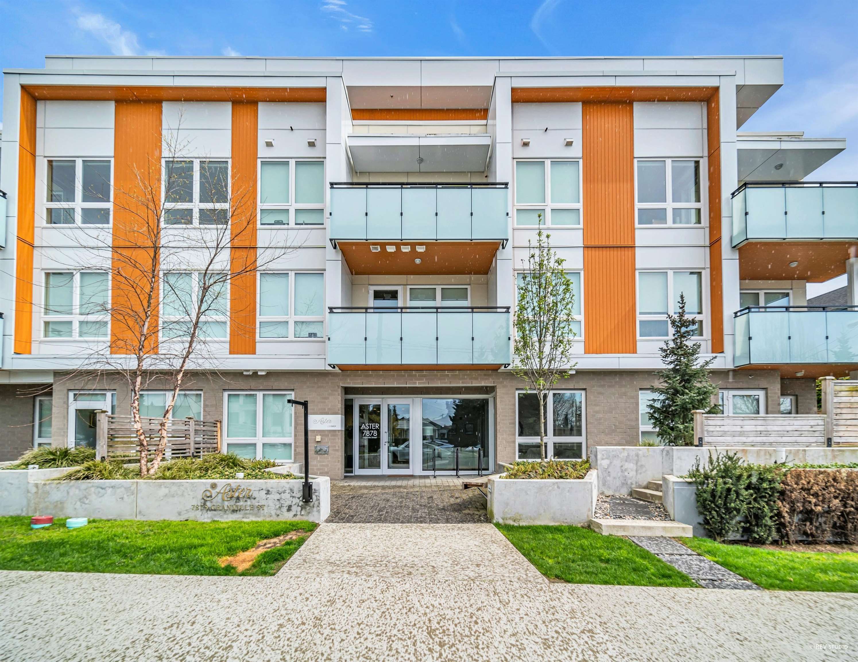 Main Photo: 205 7878 GRANVILLE Street in Vancouver: Marpole Condo for sale in "ASTER" (Vancouver West)  : MLS®# R2676494