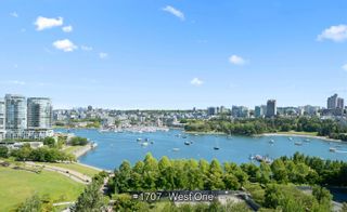 Main Photo: 1707 1408 STRATHMORE Mews in Vancouver: Yaletown Condo for sale in "West One" (Vancouver West)  : MLS®# R2898524