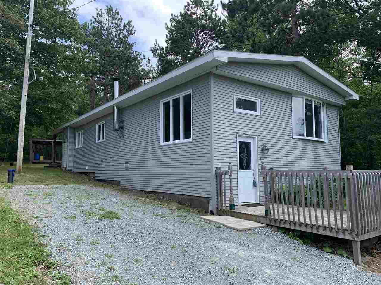 Main Photo: 4574 Highway 2 in Wellington: 30-Waverley, Fall River, Oakfield Residential for sale (Halifax-Dartmouth)  : MLS®# 202015795