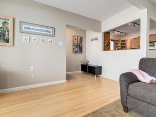 Photo 8: 2611 CANMORE RD NW in Calgary: Banff Trail House for sale : MLS®# C4146643