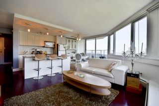 Photo 15: 701 31 ELLIOT Street in New Westminster: Downtown NW Condo for sale in "ROYAL ALBERT TOWER" : MLS®# R2065597