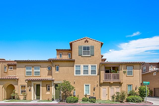 Main Photo: Townhome for sale: 17071 Calle Trevino  12 in San Diego