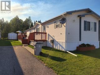 Photo 1: Immaculate 3 Bedroom Mobile Home in Creekside Village