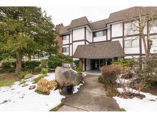 Photo 2: 103 1379 MERKLIN Street: White Rock Condo for sale in "The Rosewood" (South Surrey White Rock)  : MLS®# R2242264