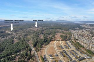 Photo 2: 0 Inland Island Hwy in Campbell River: CR Willow Point Unimproved Land for sale : MLS®# 953356