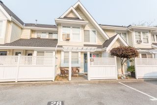 Main Photo: 28 23560 119 Avenue in Maple Ridge: Cottonwood MR Townhouse for sale in "HOLLYHOCK" : MLS®# R2194339
