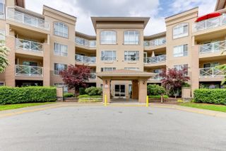 Photo 1: 121 2551 PARKVIEW Lane in Port Coquitlam: Central Pt Coquitlam Condo for sale in "THE CRESCENT" : MLS®# R2750481