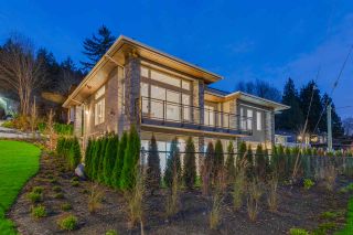 Photo 1: 851 IOCO ROAD in Port Moody: Barber Street House for sale : MLS®# R2122534