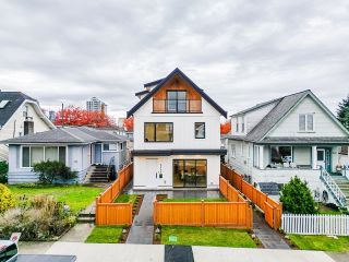 Photo 1: 3566 TRIUMPH Street in Vancouver: Hastings Sunrise 1/2 Duplex for sale (Vancouver East)  : MLS®# R2860891