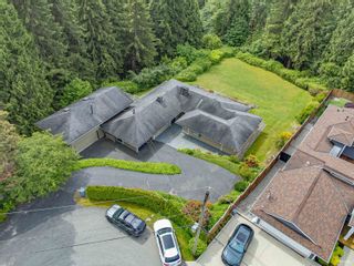 Main Photo: 630 HOLMBURY Place in West Vancouver: British Properties House for sale : MLS®# R2887290