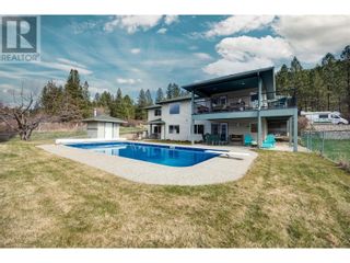 Photo 2: 16865 COMMONAGE ROAD Road in Lake Country: House for sale : MLS®# 10309806