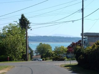 Photo 4: 1127 Knet St in White Rock: Home for sale