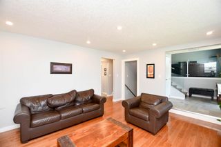 Photo 4: 3224 Breton Close NW in Calgary: Brentwood Detached for sale : MLS®# A1256158