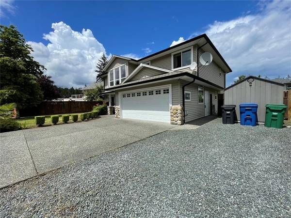 Main Photo: 868 Linwood Lane in Nanaimo: House for rent