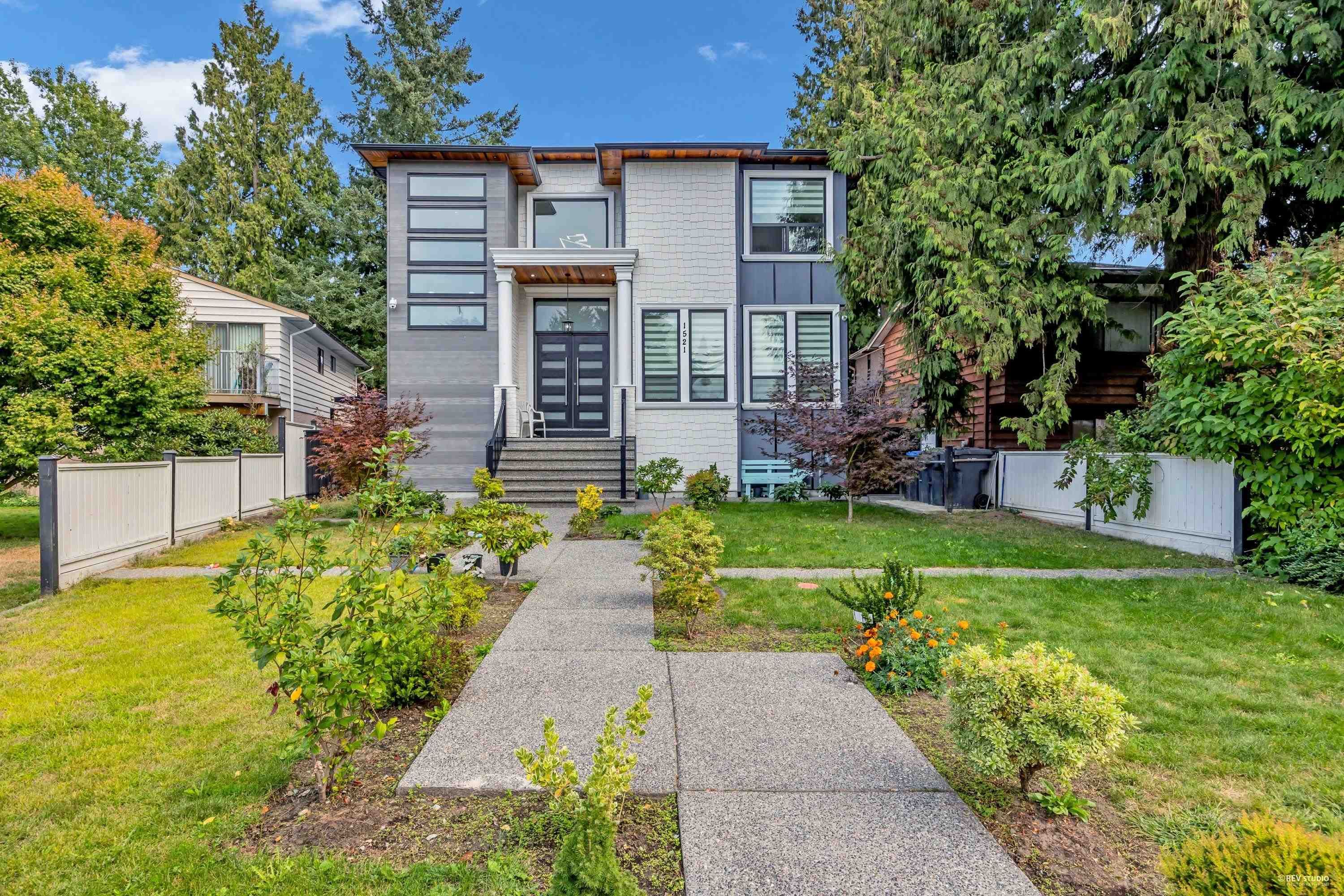 Main Photo: 1521 SUFFOLK Avenue in Port Coquitlam: Glenwood PQ House for sale : MLS®# R2815077