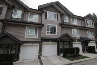 Photo 1: 32 4967 220 Street in Langley: Murrayville Townhouse for sale in "Winchester Estates" : MLS®# R2226577