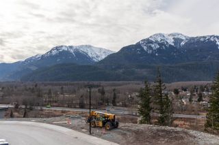Photo 2: 41349 HORIZON Drive in Squamish: Tantalus Land for sale in "SKYRIDGE" : MLS®# R2538624