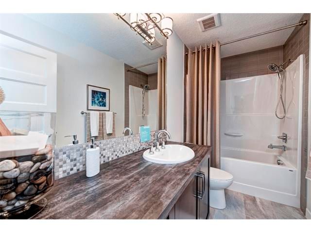 Photo 23: Photos: 79 Baywater Rise SW: Airdrie House for sale : MLS®# C4014808