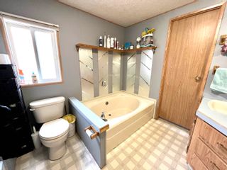 Photo 18: 32 770 11TH Avenue in Williams Lake: Williams Lake - City Manufactured Home for sale in "FRAN LEE MOBILE HOME PARK" : MLS®# R2732736
