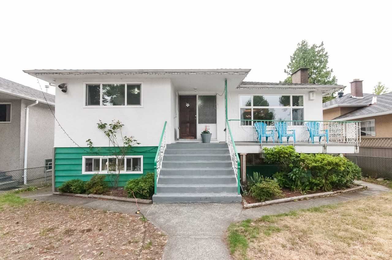 Main Photo: 6727 CULLODEN STREET in Vancouver: South Vancouver House for sale (Vancouver East) 