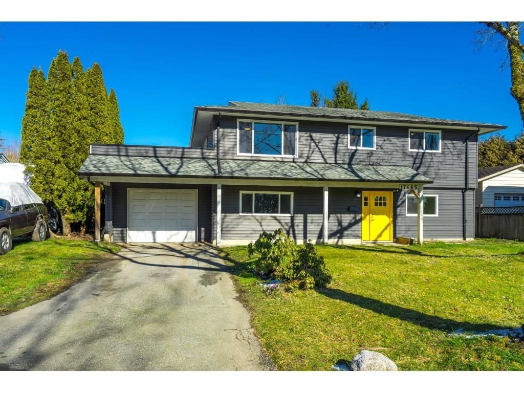 Main Photo: 17465 62A Avenue in Surrey: Cloverdale BC House for sale (Cloverdale)  : MLS®# R2657094
