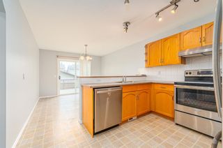Photo 6: 296 Somerside Close SW in Calgary: Somerset Detached for sale : MLS®# A2013191