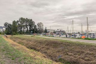 Photo 20: 305 5600 ANDREWS Road in Richmond: Steveston South Condo for sale in "THE LAGOONS" : MLS®# R2209894