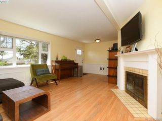 Photo 3: 3337 Richmond Rd in VICTORIA: SE Mt Tolmie House for sale (Saanich East)  : MLS®# 819267