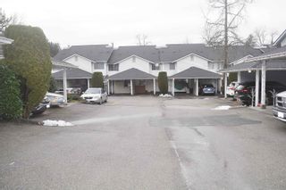 Photo 1: 4 22411 124 Avenue in Maple Ridge: East Central Townhouse for sale in "Creekside Village" : MLS®# R2643771