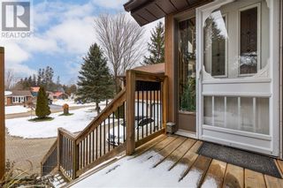 Photo 3: 109 QUEEN Street in Leith: House for sale : MLS®# 40367065