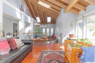 Photo 8: 960 Lodge Ave in Saanich: SE Quadra House for sale (Saanich East)  : MLS®# 916041