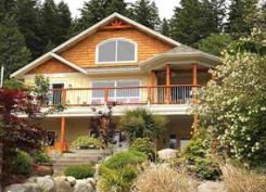 Main Photo: 450 CENTRAL Avenue in Gibsons: House for sale : MLS®# R2083036