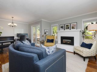 Photo 3: 1575 Craigiewood Crt in Saanich: SE Mt Doug House for sale (Saanich East)  : MLS®# 875730