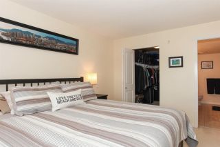 Photo 12: 209 400 KLAHANIE Drive in Port Moody: Port Moody Centre Condo for sale in "Tides" : MLS®# R2192368