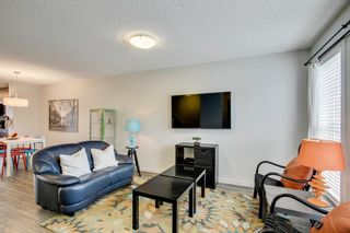 Photo 3: 420 MCKENZIE TOWNE Close SE in Calgary: McKenzie Towne Row/Townhouse for sale : MLS®# A1015085