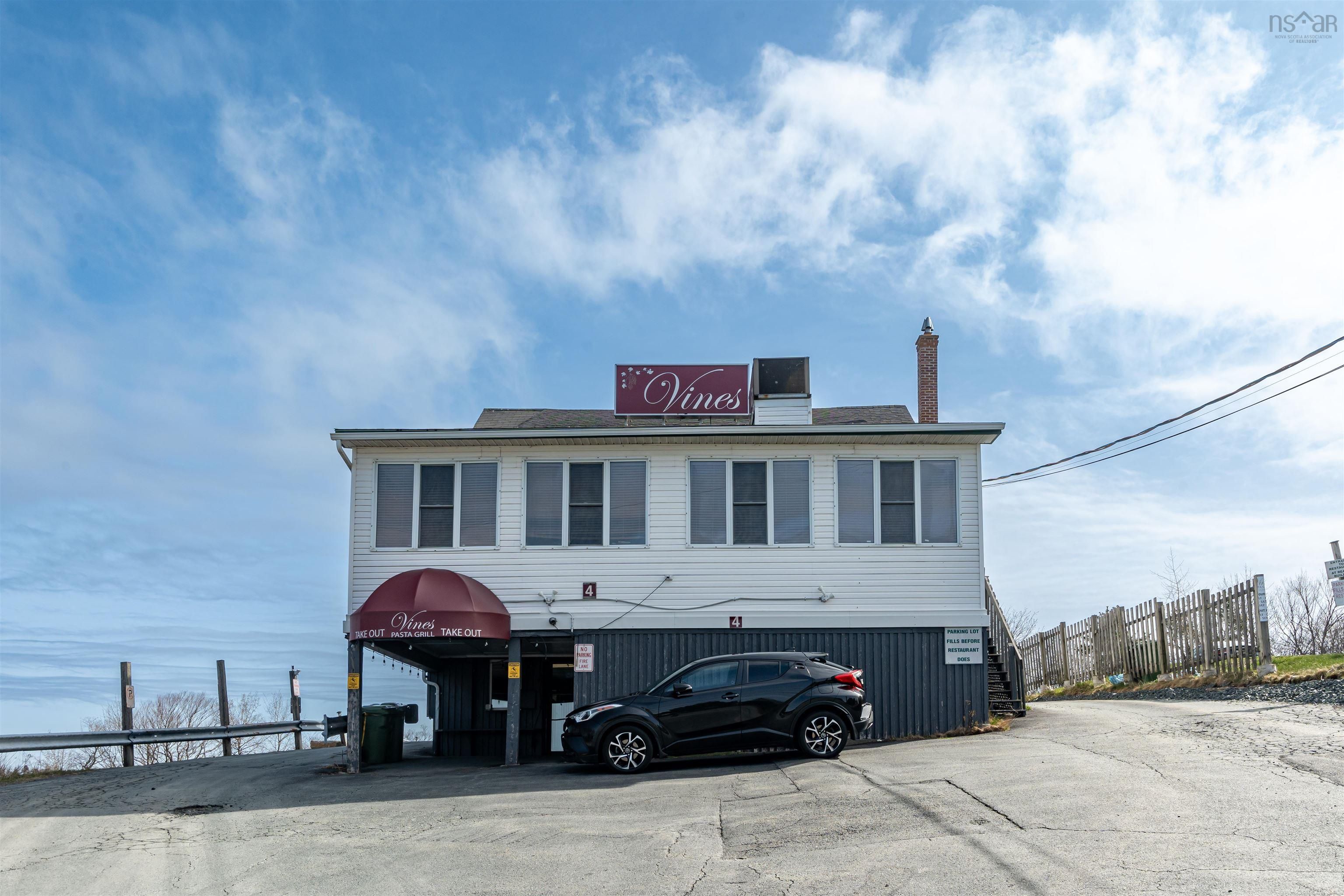 Main Photo: 4 Panavista Drive in Westphal: 15-Forest Hills Commercial  (Halifax-Dartmouth)  : MLS®# 202212932