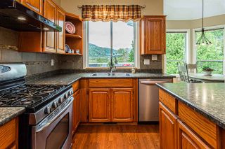 Photo 6: 4388 ESTATE Drive in Sardis - Chwk River Valley: Chilliwack River Valley House for sale (Sardis)  : MLS®# R2404360