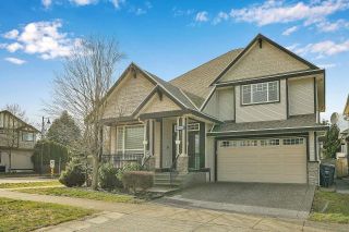Photo 1: 6303 167B Street in Surrey: Cloverdale BC House for sale (Cloverdale)  : MLS®# R2848780