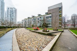 Photo 37: 3505 1009 EXPO Boulevard in Vancouver: Yaletown Condo for sale in "Landmark 33" (Vancouver West)  : MLS®# R2761899