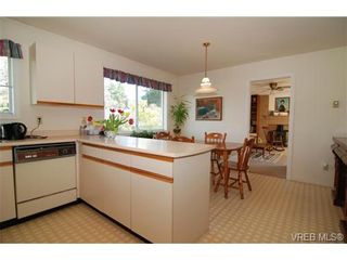 Photo 14: 3927 Staten Place in VICTORIA: SE Arbutus Residential for sale (Saanich East)  : MLS®# 333403