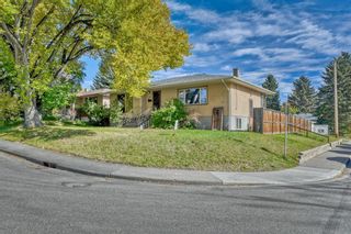 Photo 2: 904 36 Street NW in Calgary: Parkdale Detached for sale : MLS®# A1150460